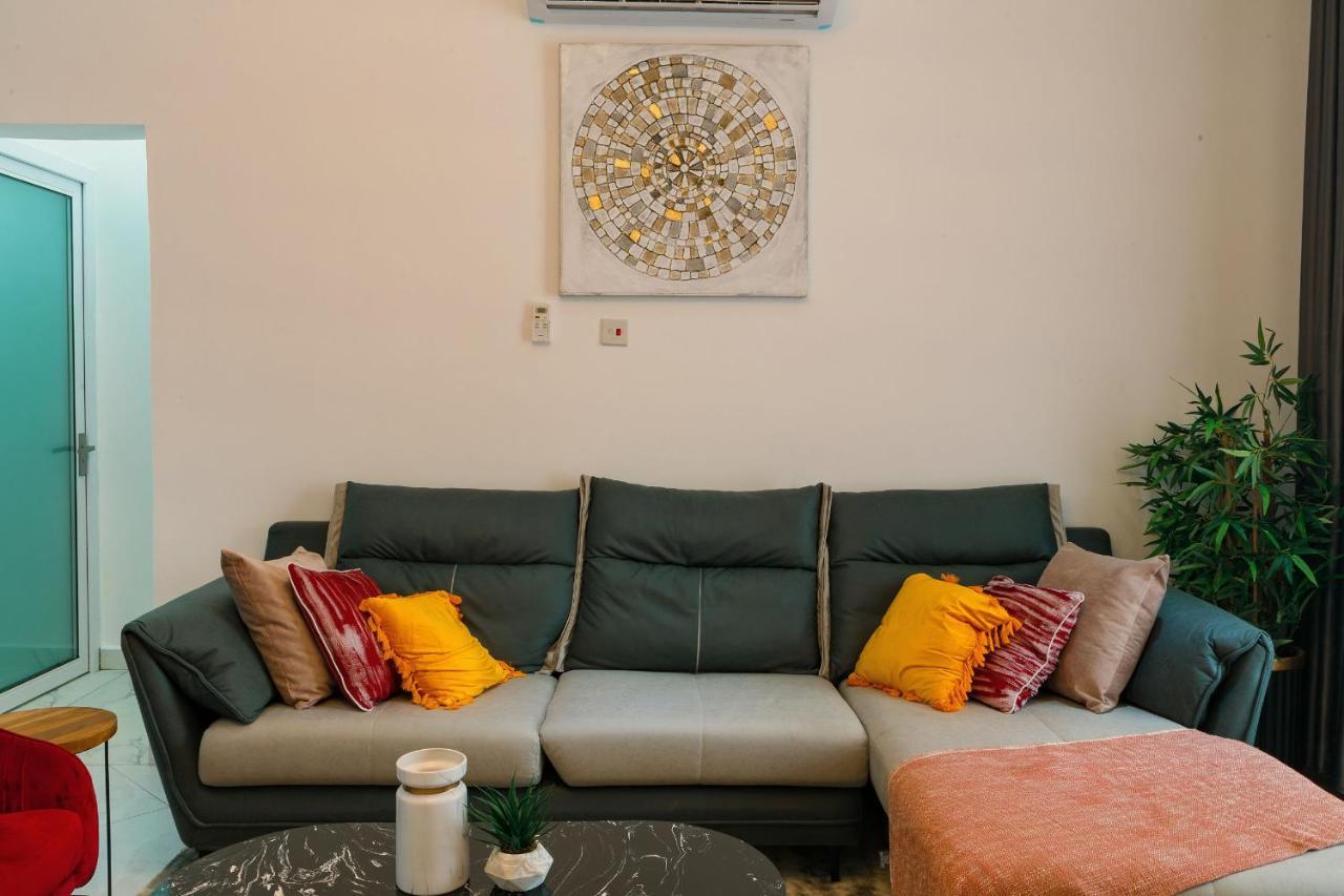 The Avery Apartments At Odomaa Place, East Airport Accra Exteriör bild