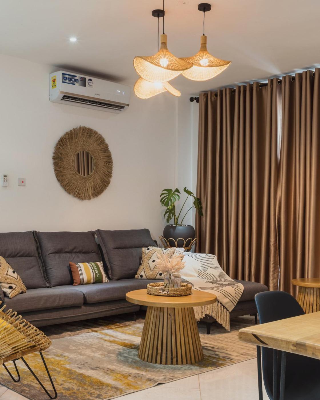 The Avery Apartments At Odomaa Place, East Airport Accra Exteriör bild